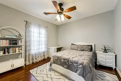3100 Massengale Lane Webster TX 77598