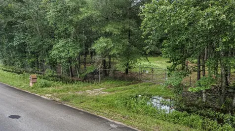 1507 County Road 3011 Dayton TX 77535