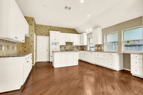 19 S Scarlet Elm Court Spring TX 77382
