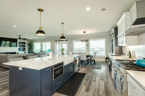 7220 Avenue N 1/2 Galveston TX 77551