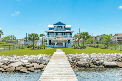 7220 Avenue N 1/2 Galveston TX 77551