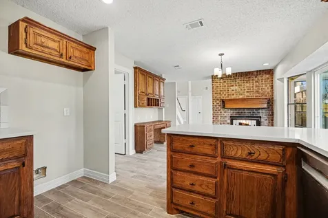 107 Sandalwood Drive Lake Jackson TX 77566