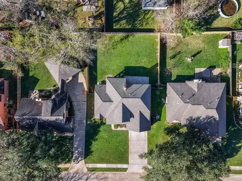 107 Sandalwood Drive Lake Jackson TX 77566