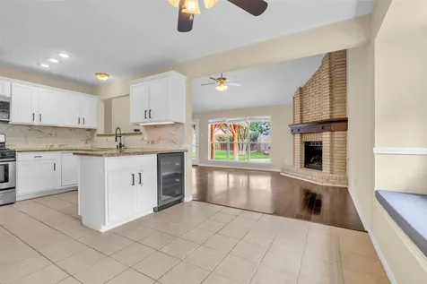 3004 Cloverdale Drive League City TX 77573