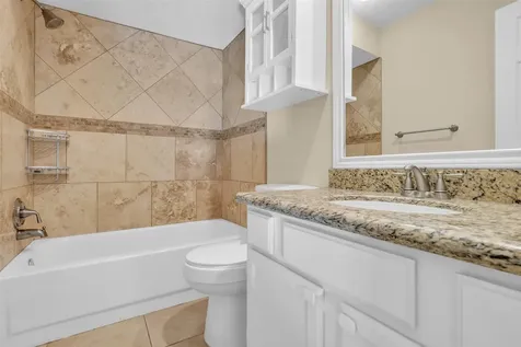 3004 Cloverdale Drive League City TX 77573