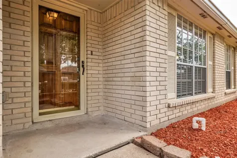 3004 Cloverdale Drive League City TX 77573