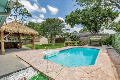 3004 Cloverdale Drive League City TX 77573
