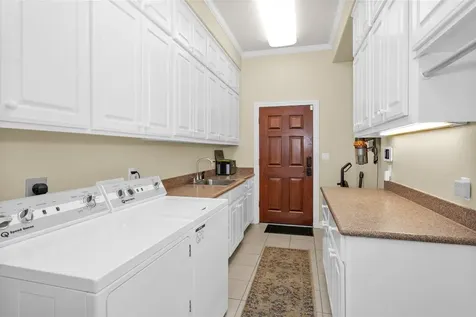 1502 Wimbledon Drive Huntsville TX 77340