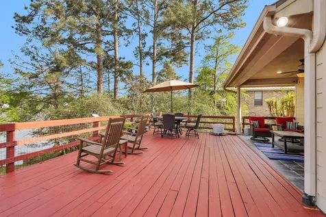 1502 Wimbledon Drive Huntsville TX 77340