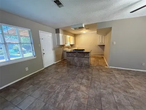 507 Hildred Avenue Conroe TX 77303