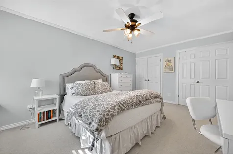 8932 Chatsworth Drive 8932 Houston TX 77024