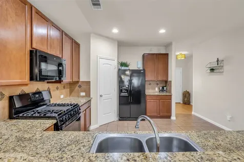 28614 Lockeridge Farms Drive Spring TX 77386