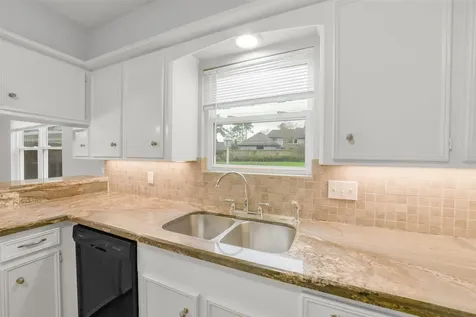 7611 Theisswood Road Spring TX 77379