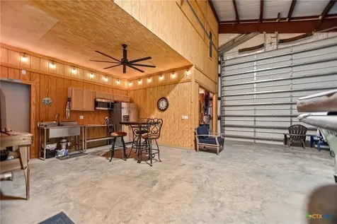 38 Penny Lane Port O Connor TX 77982