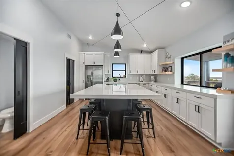 38 Penny Lane Port O Connor TX 77982