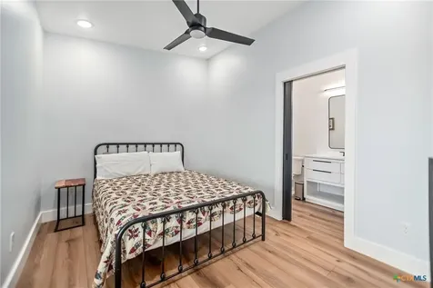 38 Penny Lane Port O Connor TX 77982