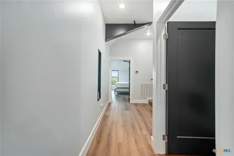 38 Penny Lane Port O Connor TX 77982