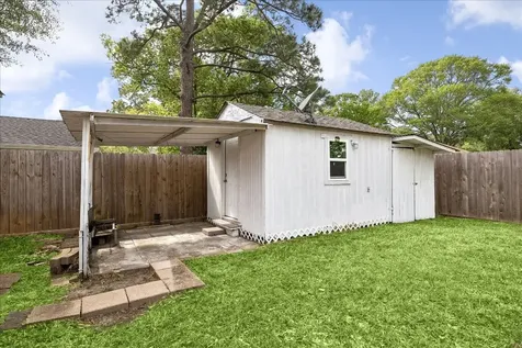 1200 Sagebrush Trail Baytown TX 77521