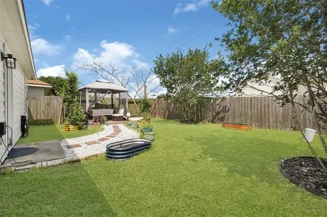 819 Royal George Lane Houston TX 77047