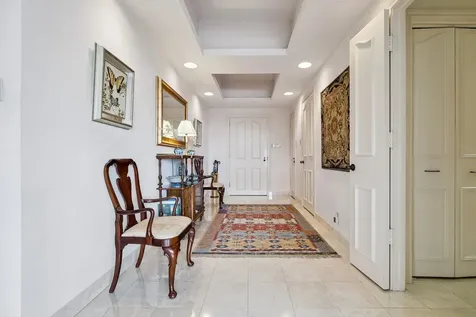 101 Westcott Street 905 Houston TX 77007