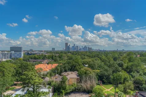 101 Westcott Street 905 Houston TX 77007