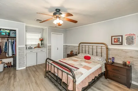 15838 Phend Road Hamshire TX 77622