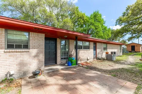 15838 Phend Road Hamshire TX 77622