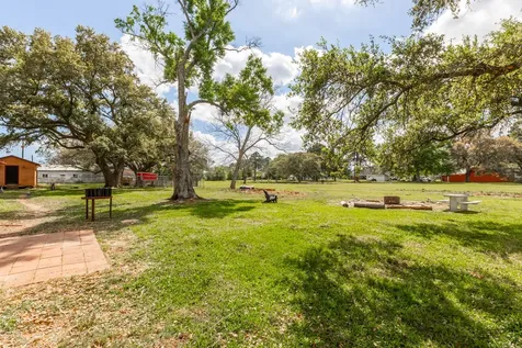 15838 Phend Road Hamshire TX 77622