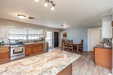 15838 Phend Road Hamshire TX 77622