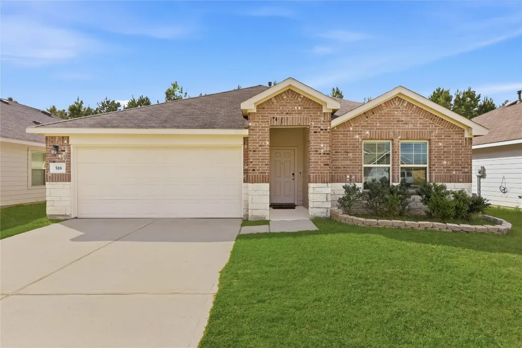 518 Road 5138 Cleveland TX 77327