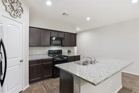 518 Road 5138 Cleveland TX 77327