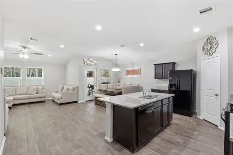 518 Road 5138 Cleveland TX 77327