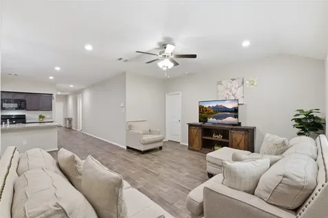 518 Road 5138 Cleveland TX 77327