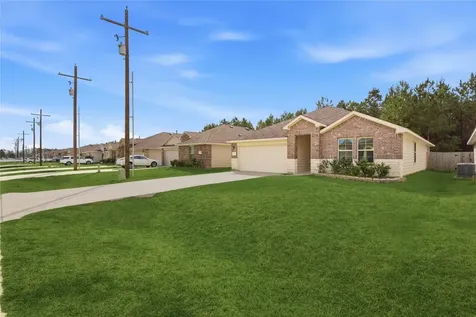 518 Road 5138 Cleveland TX 77327