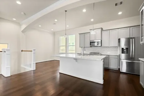 2021 Cambridge Heights Place Houston TX 77045