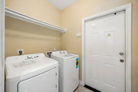 1727 Whispering Pine Court Missouri City TX 77489