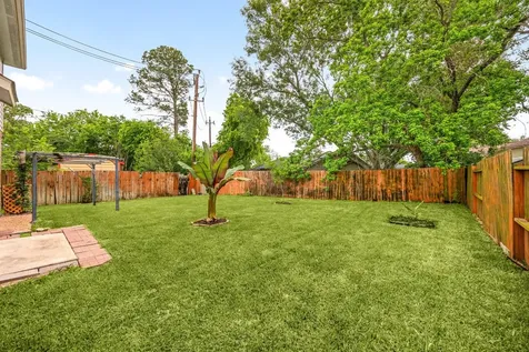 1727 Whispering Pine Court Missouri City TX 77489