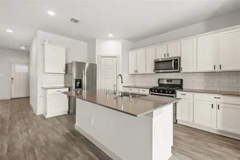 1702 Plantation Place Baytown TX 77523