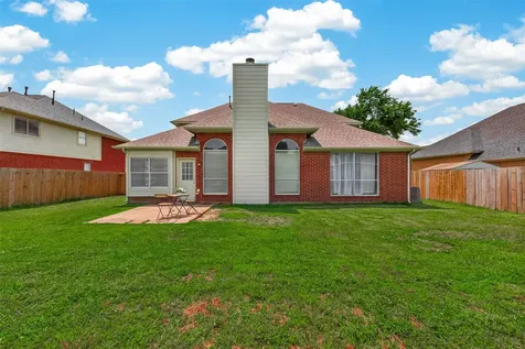 1806 Coretta Court Fresno TX 77545