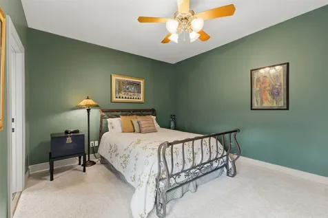 9201 Lake Forest Court N College Station TX 77845