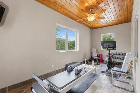 9201 Lake Forest Court N College Station TX 77845