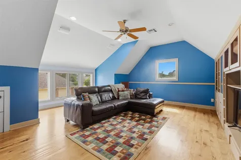 9201 Lake Forest Court N College Station TX 77845