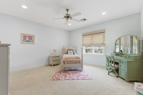 9201 Lake Forest Court N College Station TX 77845