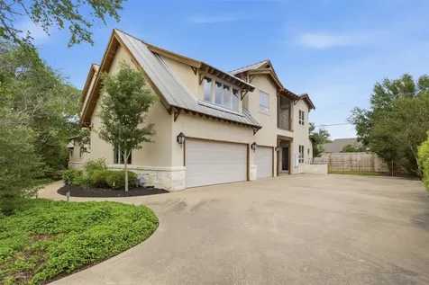9201 Lake Forest Court N College Station TX 77845