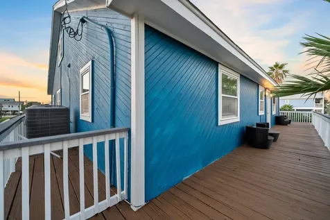 21814 Lampasas Drive Galveston TX 77554