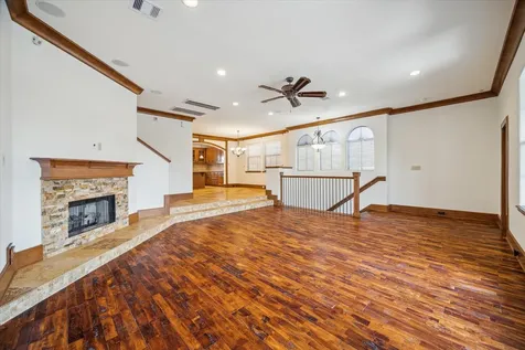 3614 Lancashire Houston TX 77027
