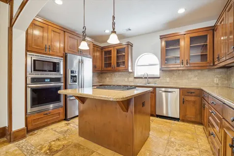 3614 Lancashire Houston TX 77027