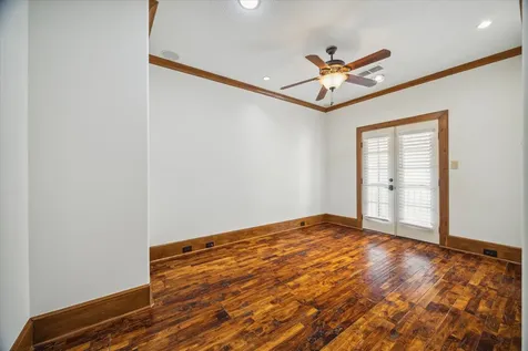 3614 Lancashire Houston TX 77027