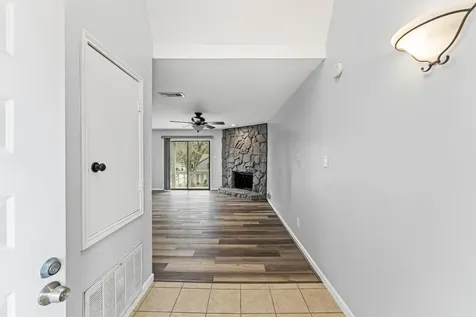 19 Hideaway Drive Friendswood TX 77546