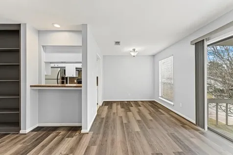 19 Hideaway Drive Friendswood TX 77546